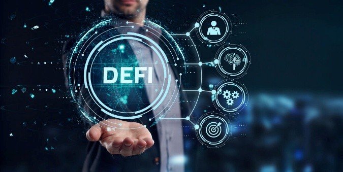 💰 What Is DeFi? Decentralized Finance Explained: A Complete Beginner’s Guide